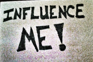 How Salespeople Can Build Influencer Relationships