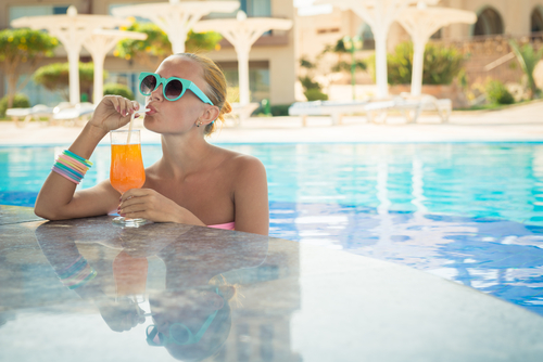 Switching Off For Summer: Advice From The Pool Bar
