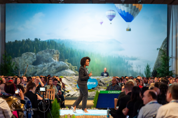 Salesforce's Senior Director of Trailhead Evangelism Leah McGowen-Hare onstage at TrailheaDX '19