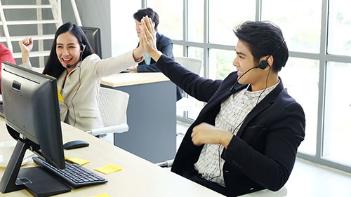 Case Swarming With Slack: How Salesforce Support Delivers Better, Faster Case Resolution