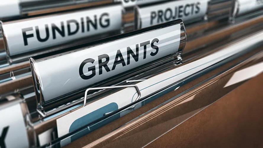 Folders labeled with "Grants," "Funding," and "Projects"