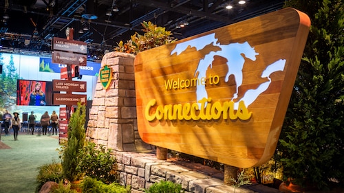 Photo of the main expo hall at Connections '19