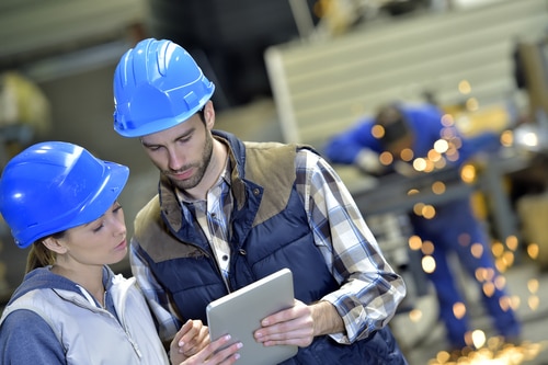 The 5 Biggest Trends Revolutionizing Manufacturing Customer Service