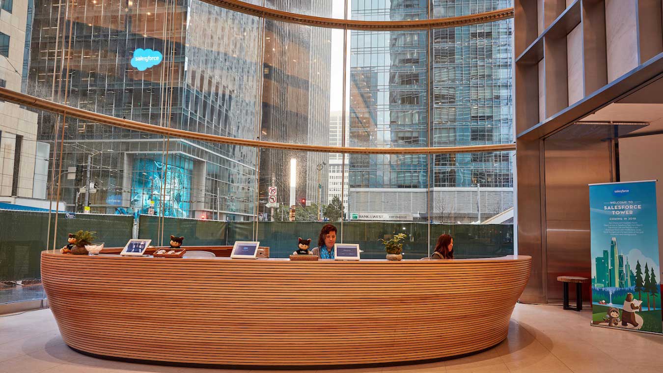 Lobby welcome desk at Salesforce Tower
