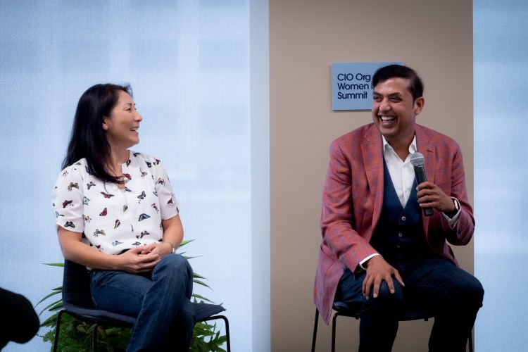 Oracle CIO Jae Evans and Autodesk SVP & CIO Prakash Kota share their experiences with Salesforce’s CIO Org Women in Tech Summit.