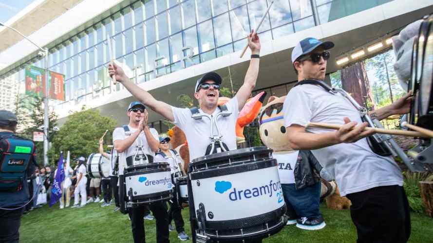 Dreamforce drummers parade through San Francisco