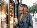 Holiday window shoppers this season