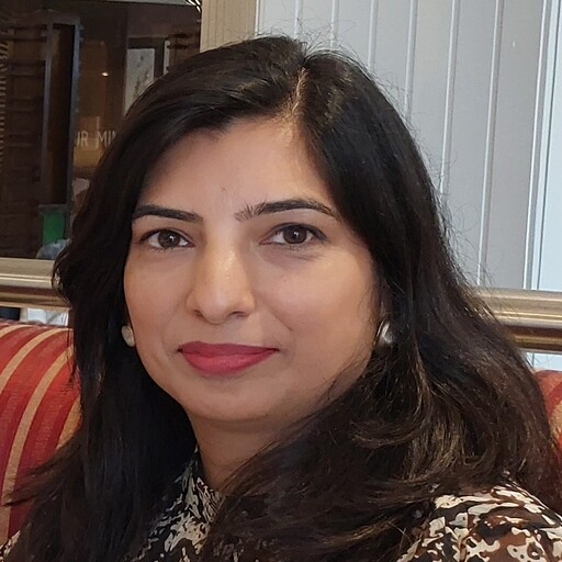 Shraddha Tirthali's headshot