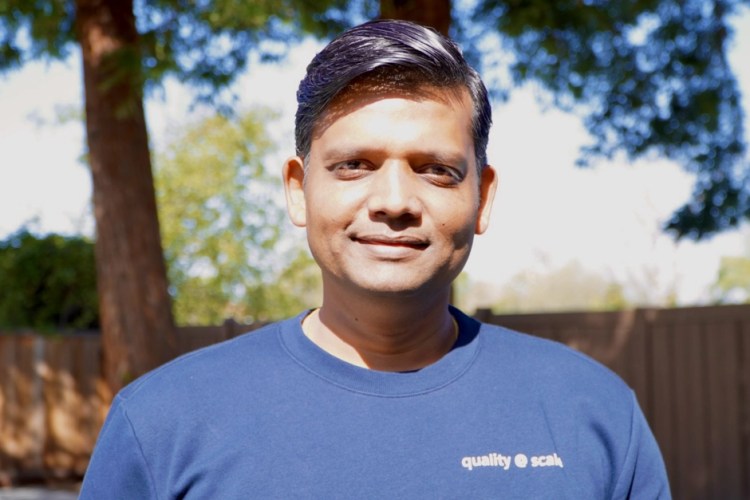 Photo of Saurabh Gupta waist up