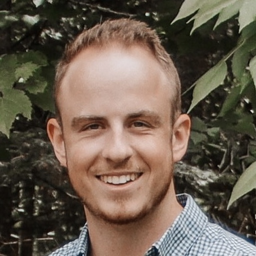 Sam Voss' headshot