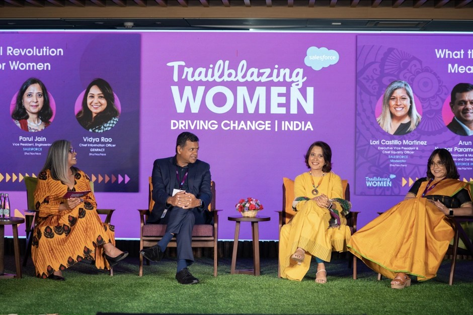Parul at Trailblazing Women India, sharing the stage with her fellow panelists.