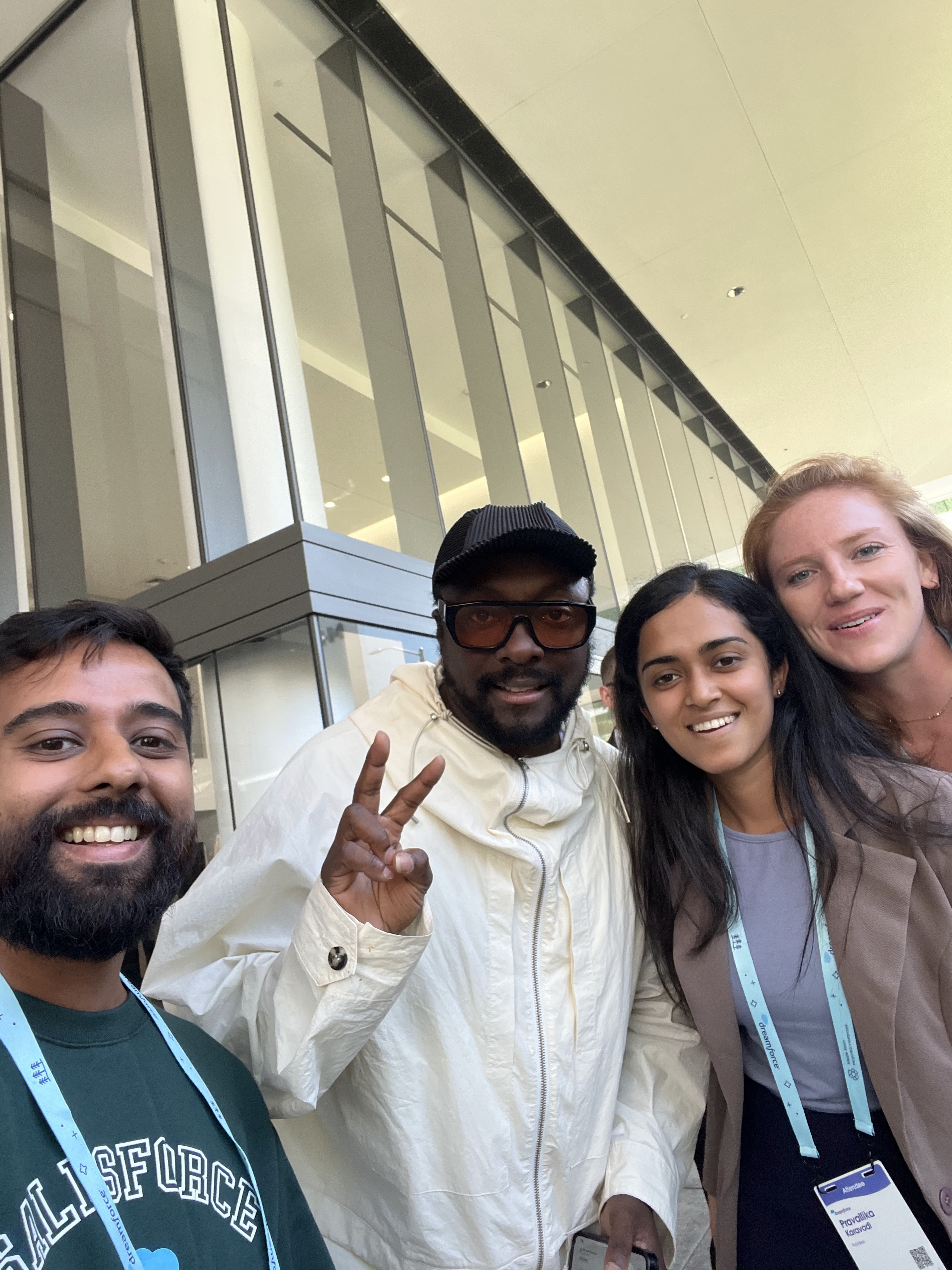 Aabhas and other MBA interns at Dreamforce