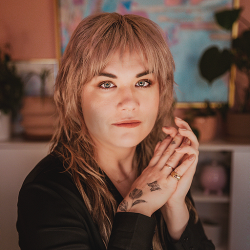 Headshot of Hilary Hayes