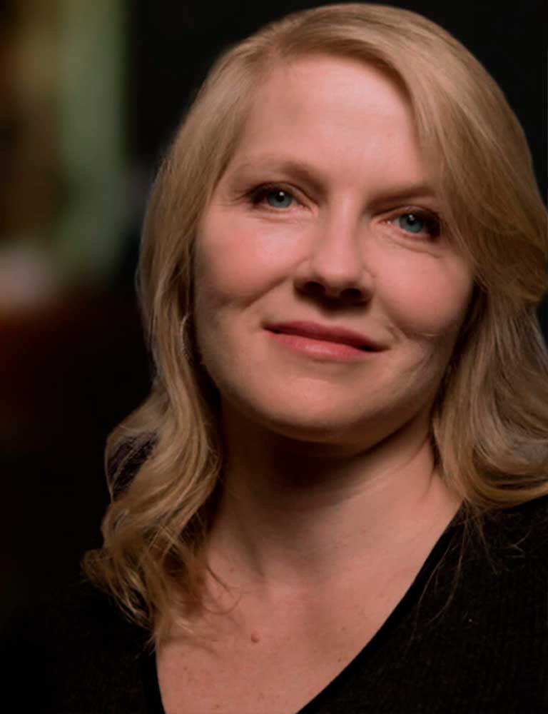 Frida Polli headshot