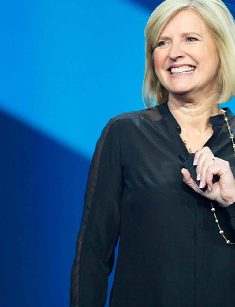 Karen Walker headshot