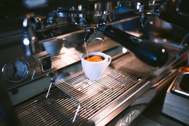 „Kundenkontakte sind essentiell“ – wie Specialty Coffee Roaster 19 Grams sich als Start-up erfolgreich aufstellt
