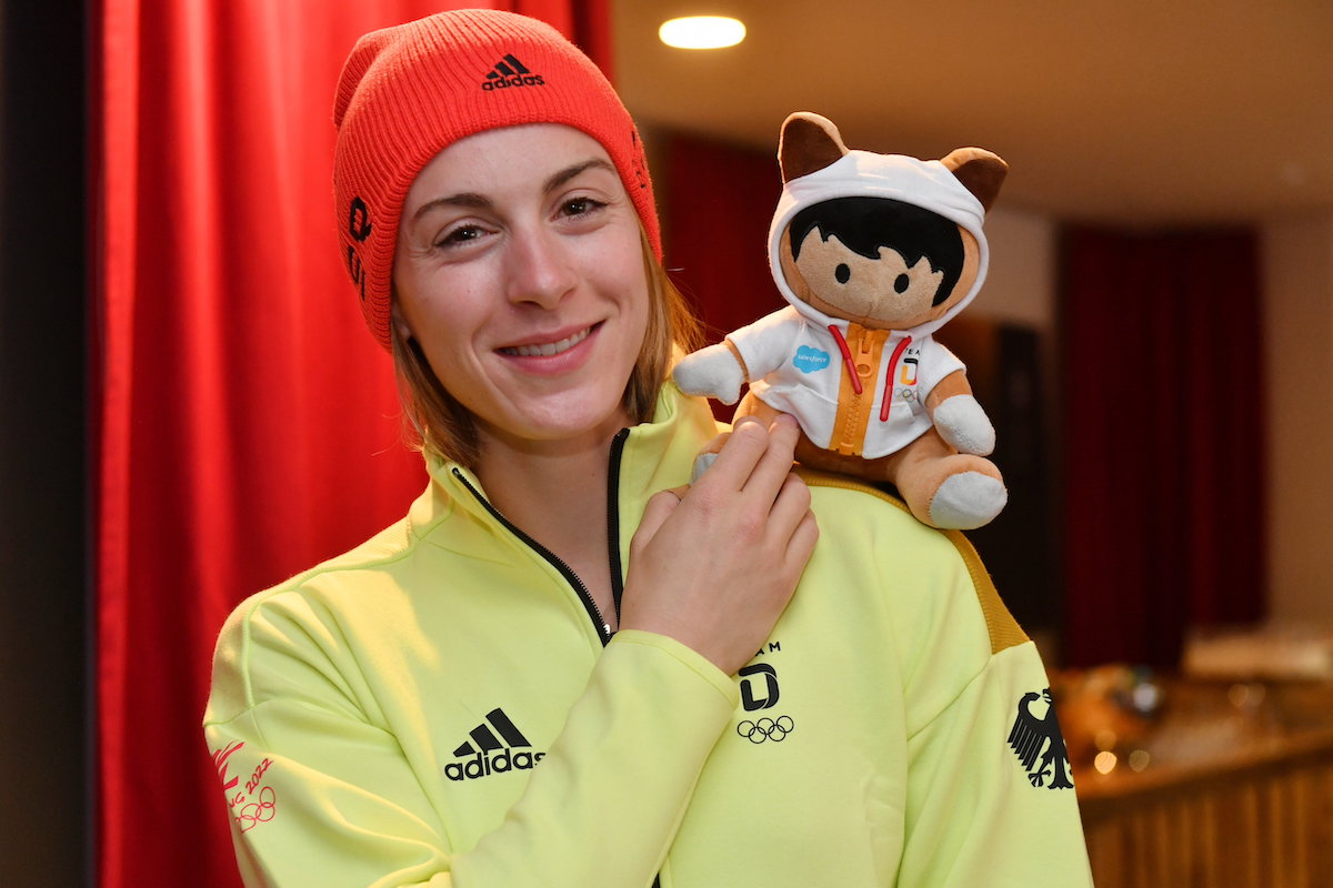 Alexandra Burghardt Wie die schnellste Frau Deutschlands im Eiskanal