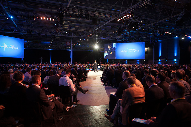 Le Salesforce World Tour fait bientôt escale à Paris !
