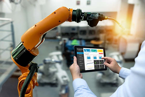 Mobile, AI and IoT: The Big Trends Driving Manufacturing Service Teams