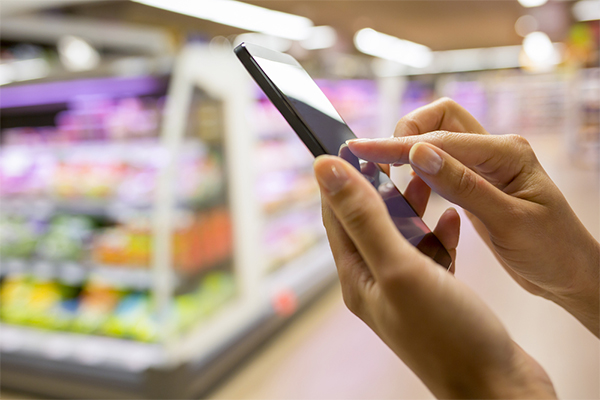 3 Approaches Redefining Customer Engagement in Retail - Salesforce UK Blog