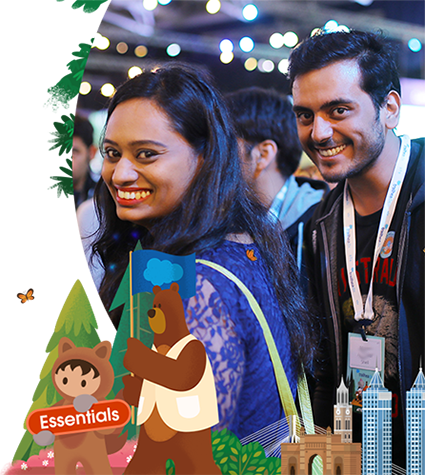 Two people smiling at an event.