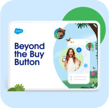 Especialista en marketing con auriculares que trabaja con su computadora portátil