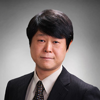 足達 嘉信氏　画像