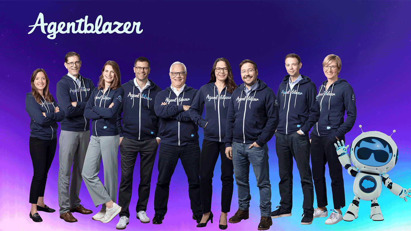 Mehrere Personen in Agentblazer Hoodies vor einem lilafarbenen Hintergrund