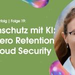 Podcast-Gast: Anna Gschwendtner; 1 Frau, mit Brille und langen Haaren im Zopf gebunden und freundlich lächelnd