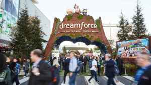 What is Dreamforce? View of attendees walking through Salesforce’s annual event