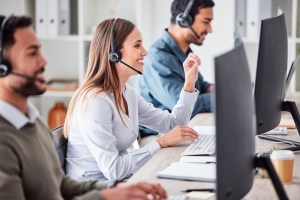 Your Industry Is Using AI To Improve Customer Service — Are You?