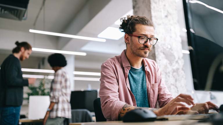 ¿Qué hace un desarrollador de Salesforce?