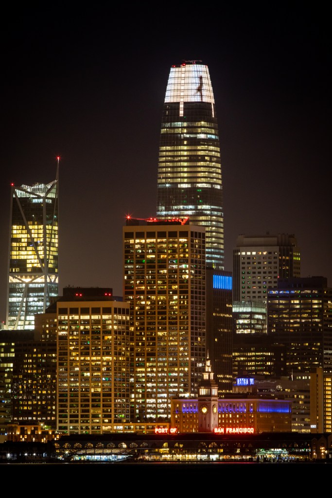 This is an image of the Salesforce Tower in San Francisco