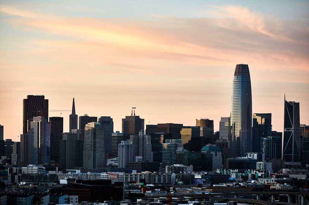 This is an image of the Salesforce Tower in San Francisco