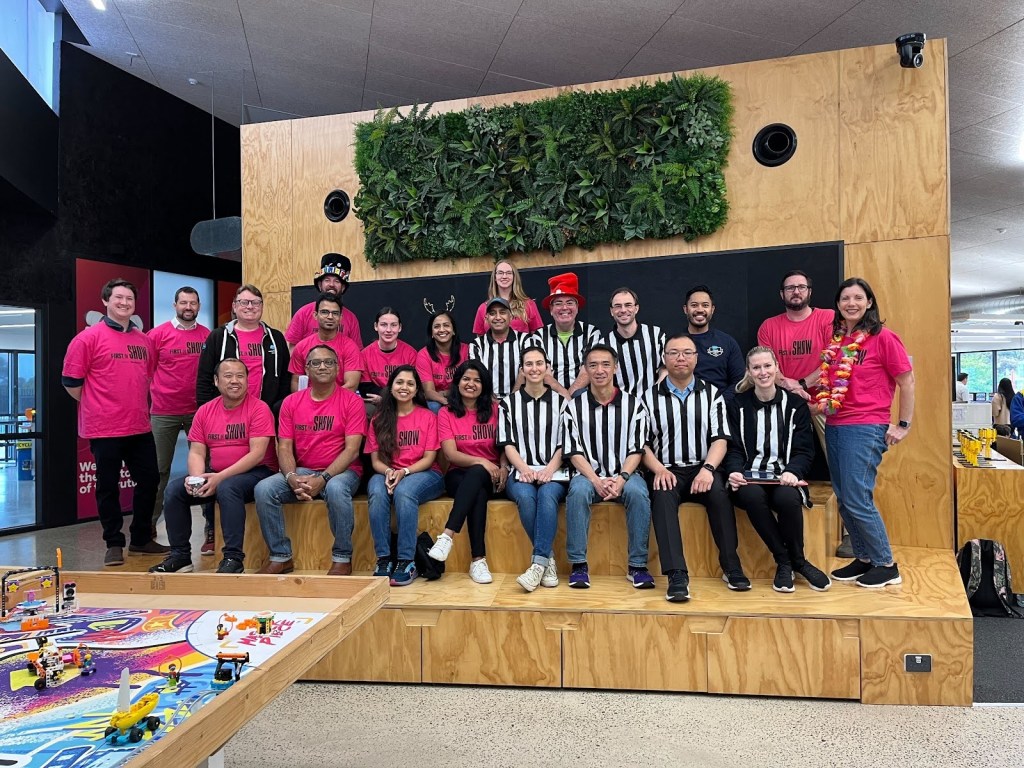 Davies and Salesforce Melbourne employees volunteer at a recent Schools Plus competition.