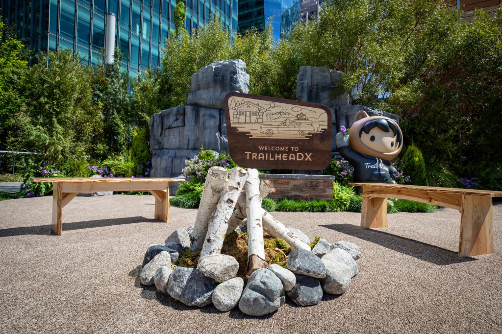 A photo of the stage for TrailheaDX in Salesforce Park
